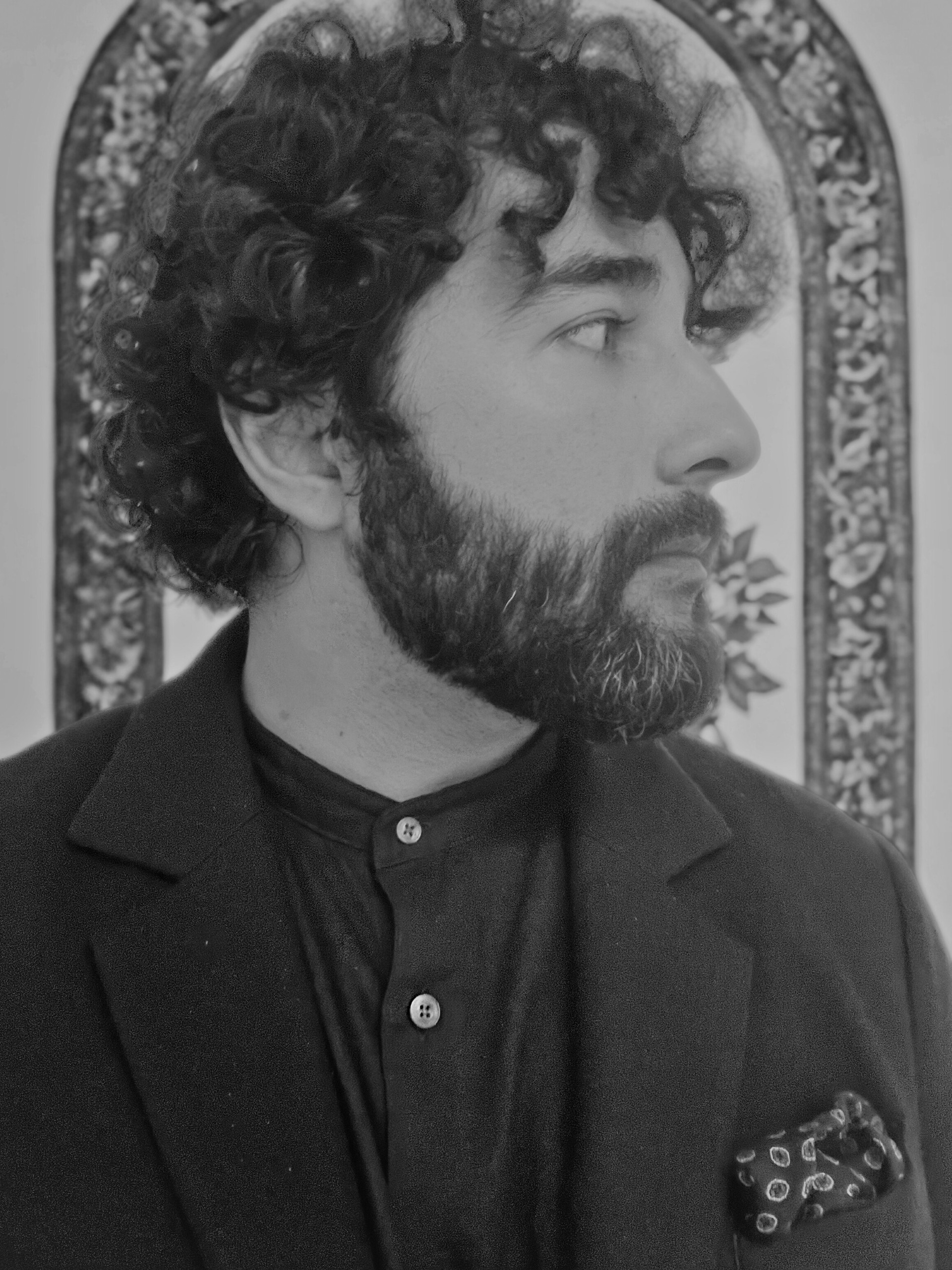 Portrait of Dr. Rashid Salim in profile